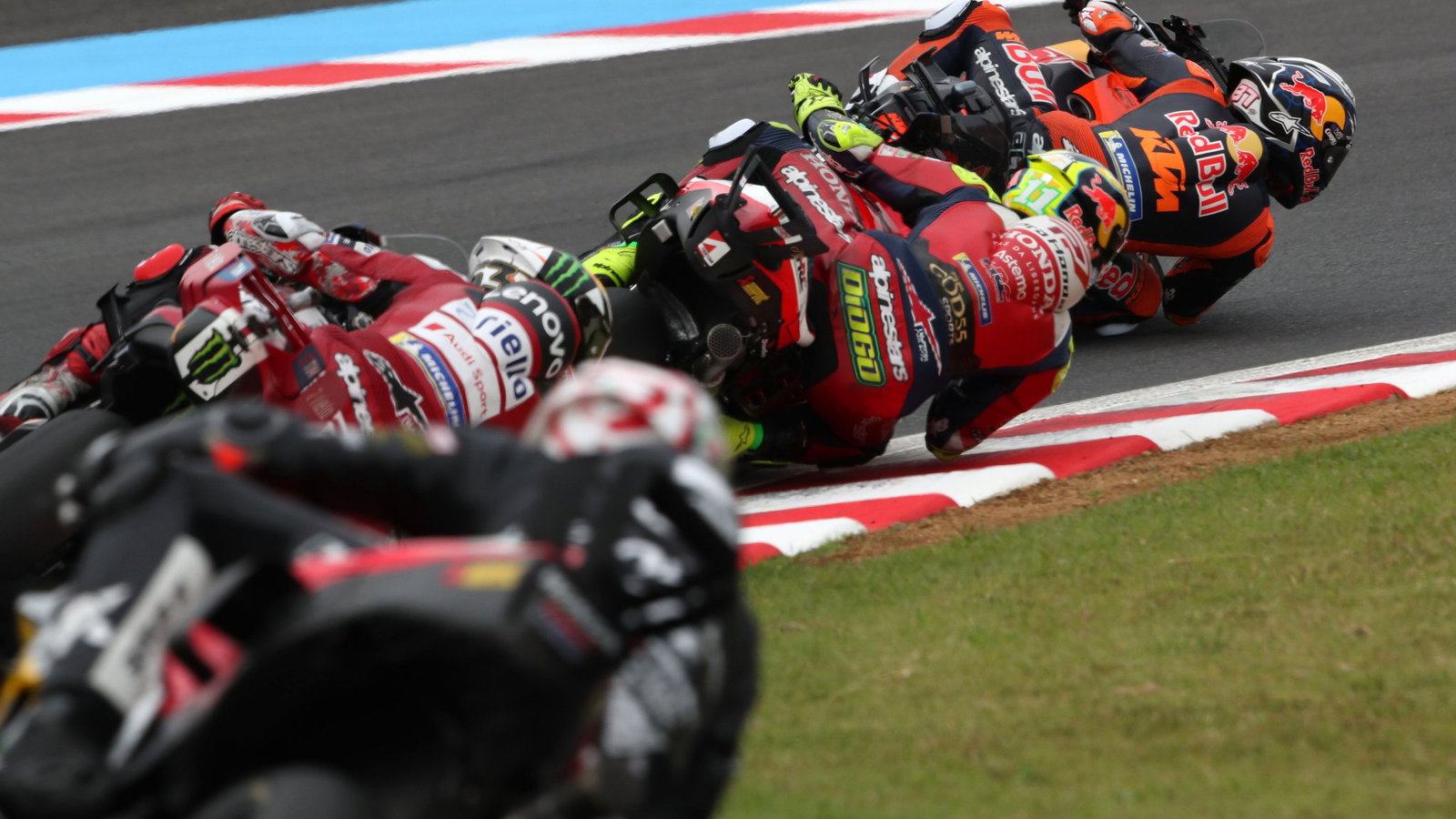 MotoGP 2027: Ποιοι κέρδισαν και ποιοι έχασαν στην αγορά αναβατών