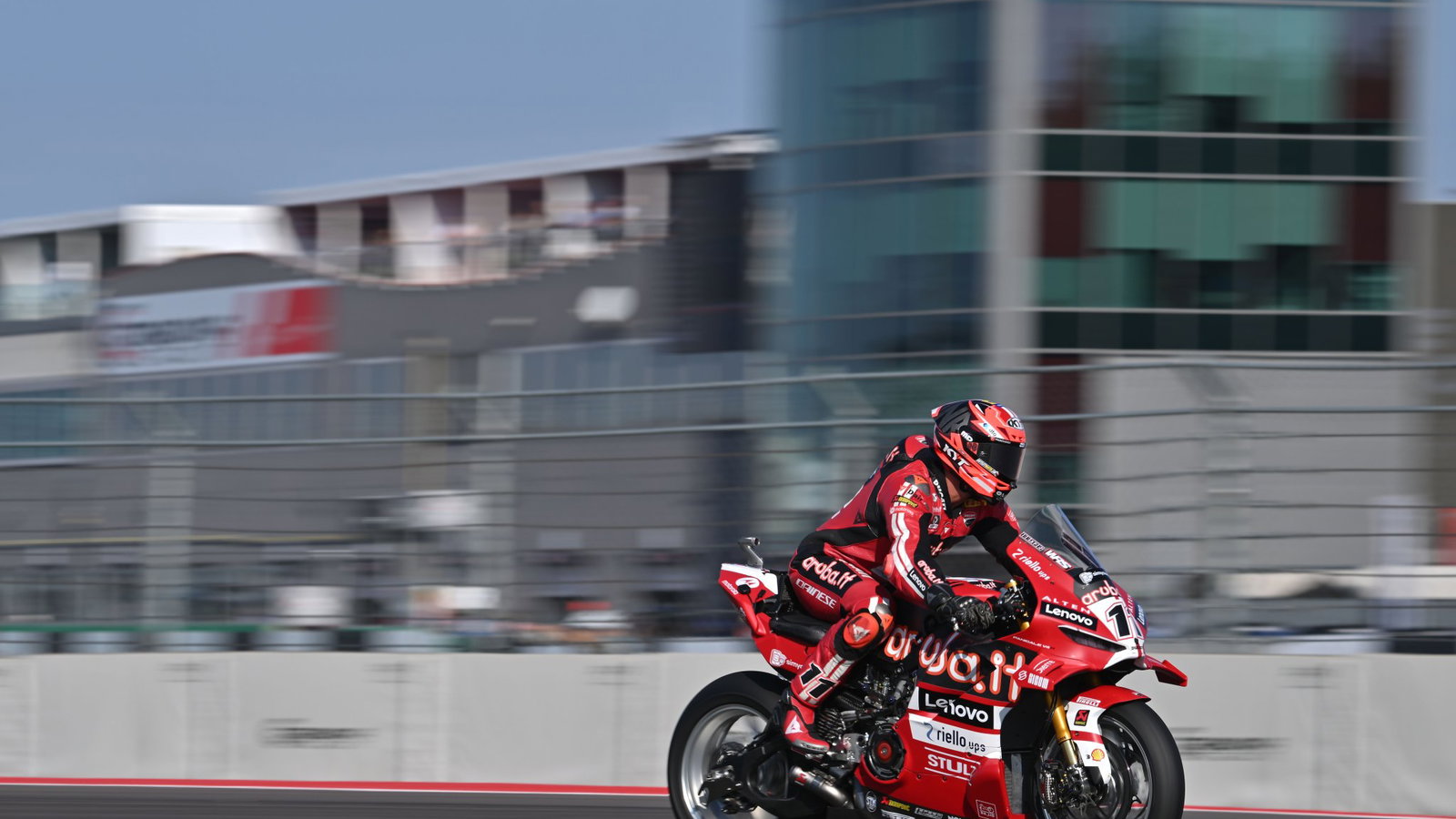 Lecuona beats Bulega in Cremona Superpole Race as title fight rolls on