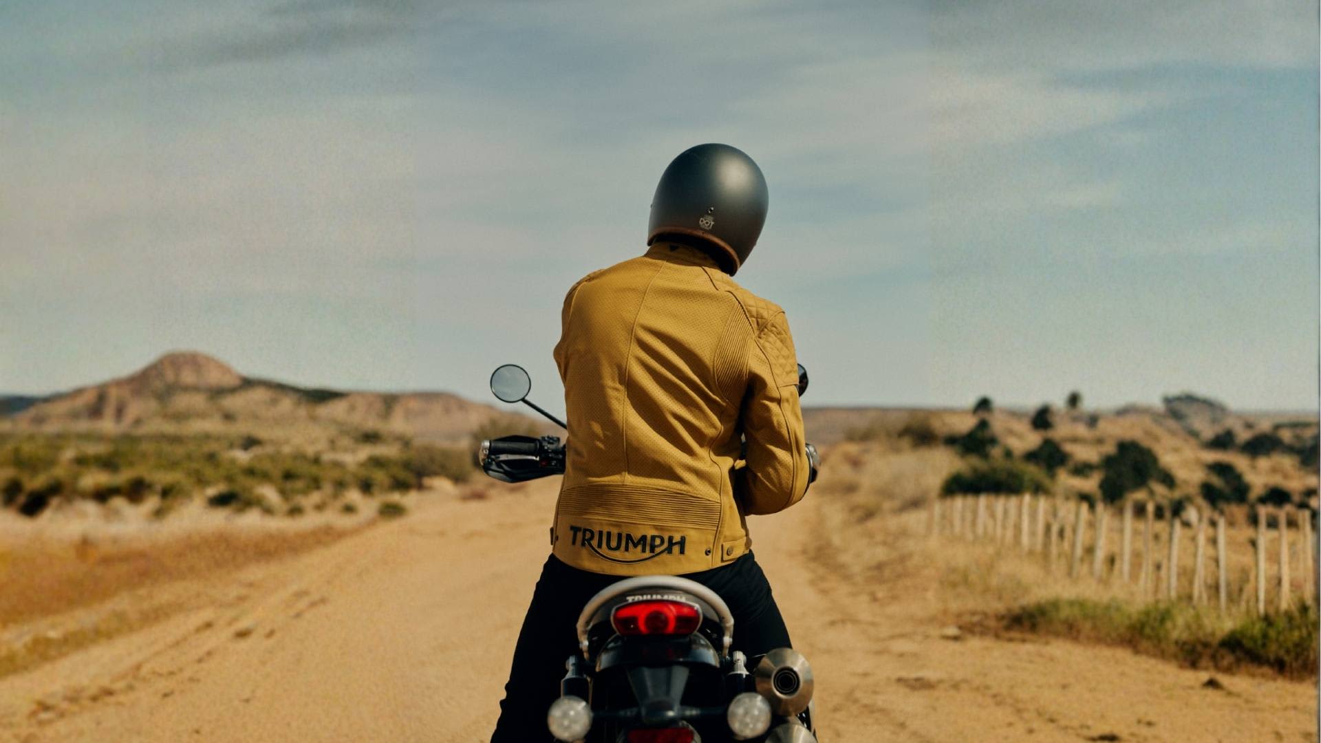 Triumph AirFlow: how perforated leather is ventilated