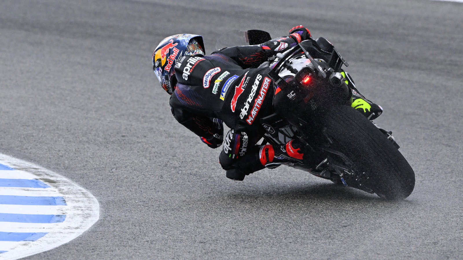 Rain changes the shape of Phillip Island’s MotoGP Saturday