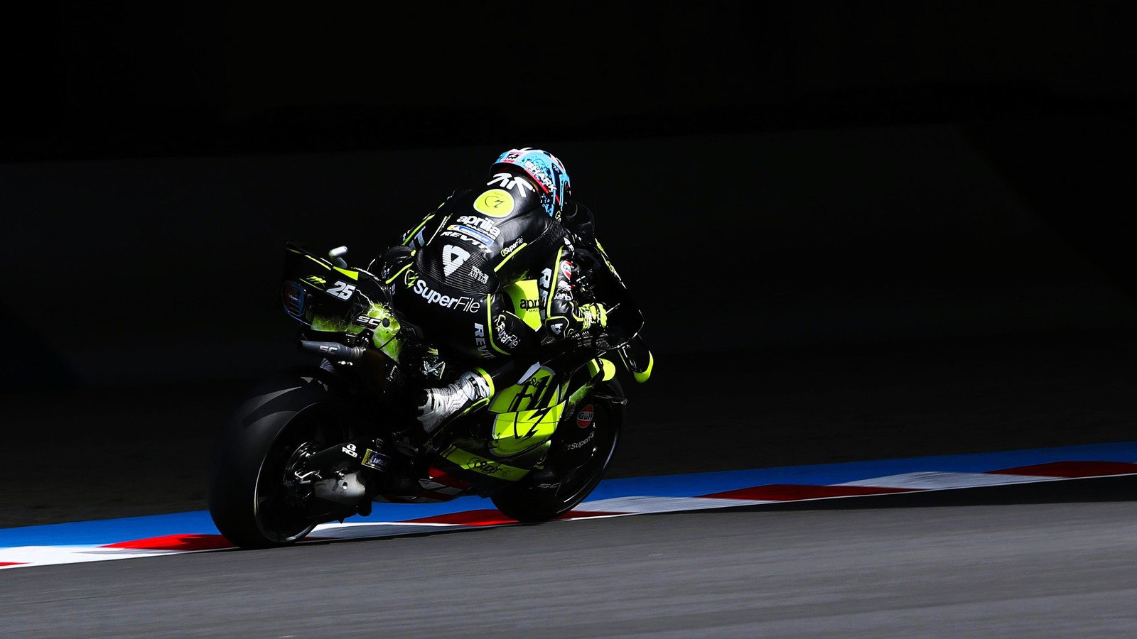 Aprilia leaves Trackhouse battle open at Mandalika