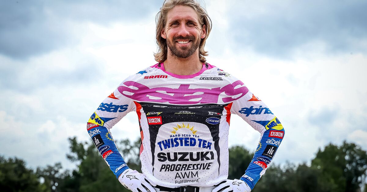 Justin Barcia returns to Suzuki for the 2027 SuperMotocross season