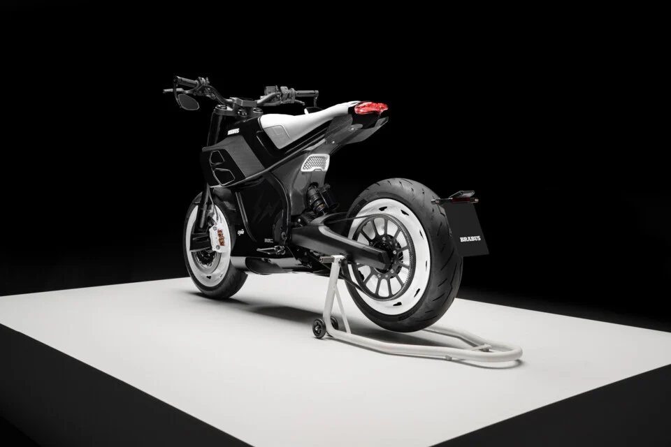 Brabus Urban E Fragment Edition: ηλεκτρική αποκλειστικότητα 45.000 ευρώ
