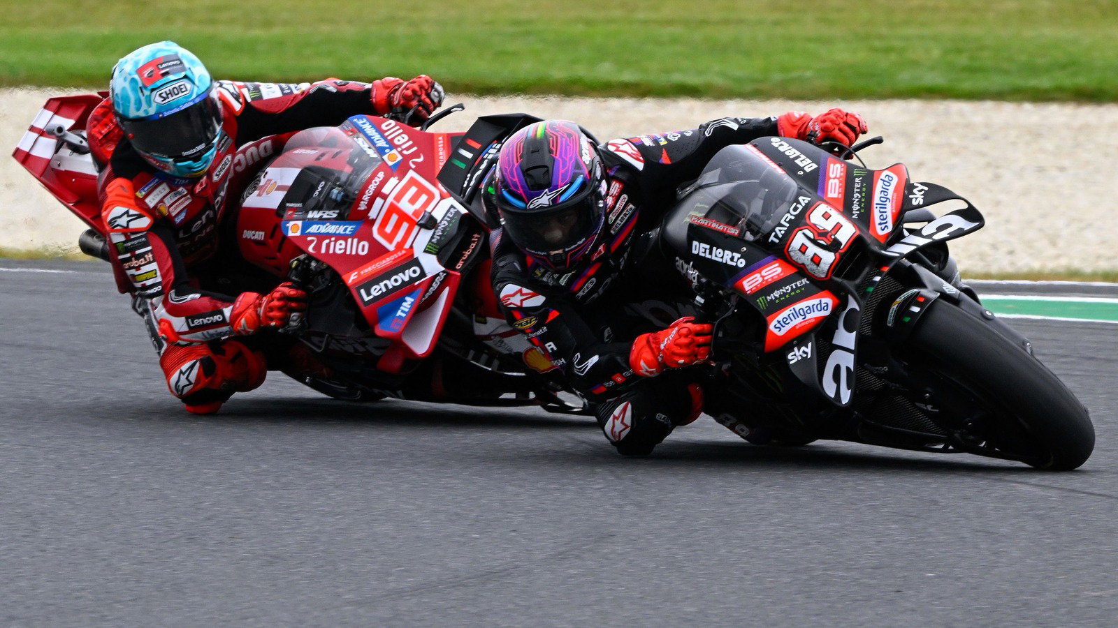 Marc Marquez wins Phillip Island Sprint as Martin is ruled out