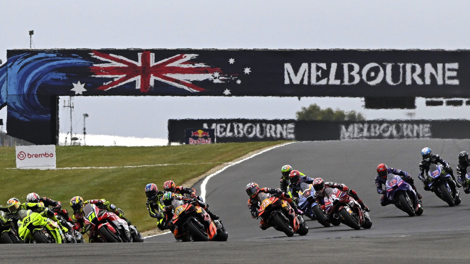 Poor weather postpones Sunday track action at Phillip Island