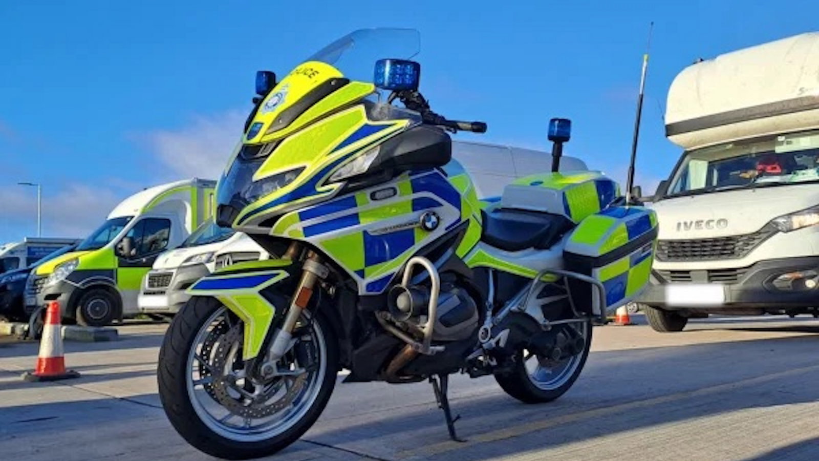 Police officer breaks arm during Derby motorcycle-theft arrest