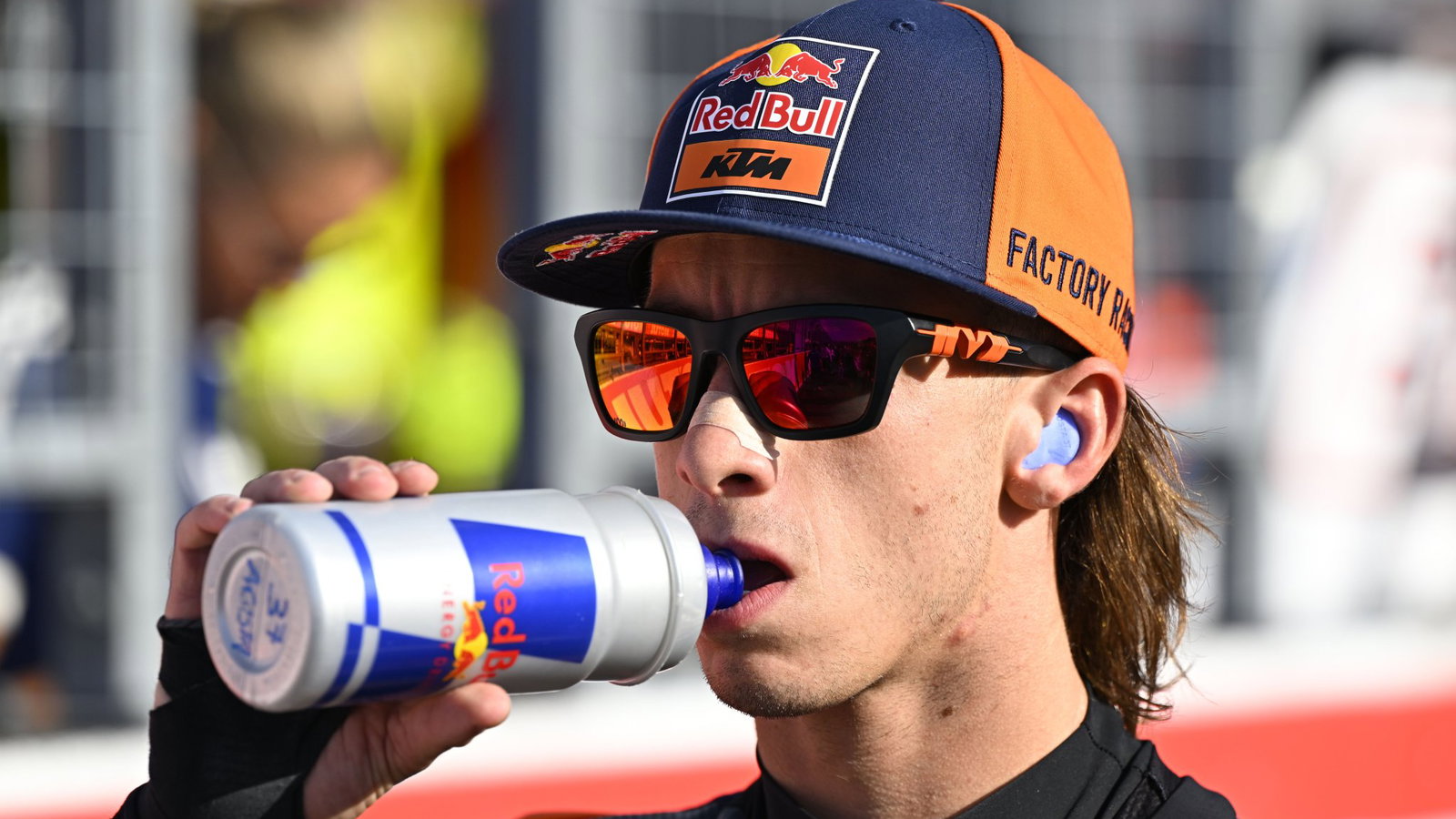 Acosta loses Motegi podium opportunity in first-lap clash
