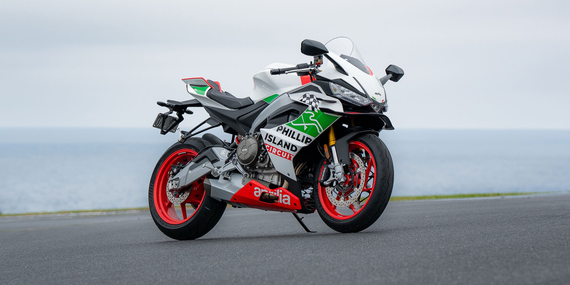 Aprilia RS 660 Phillip Island Tribute: αριθμημένη ειδική έκδοση με αγωνιστικό DNA