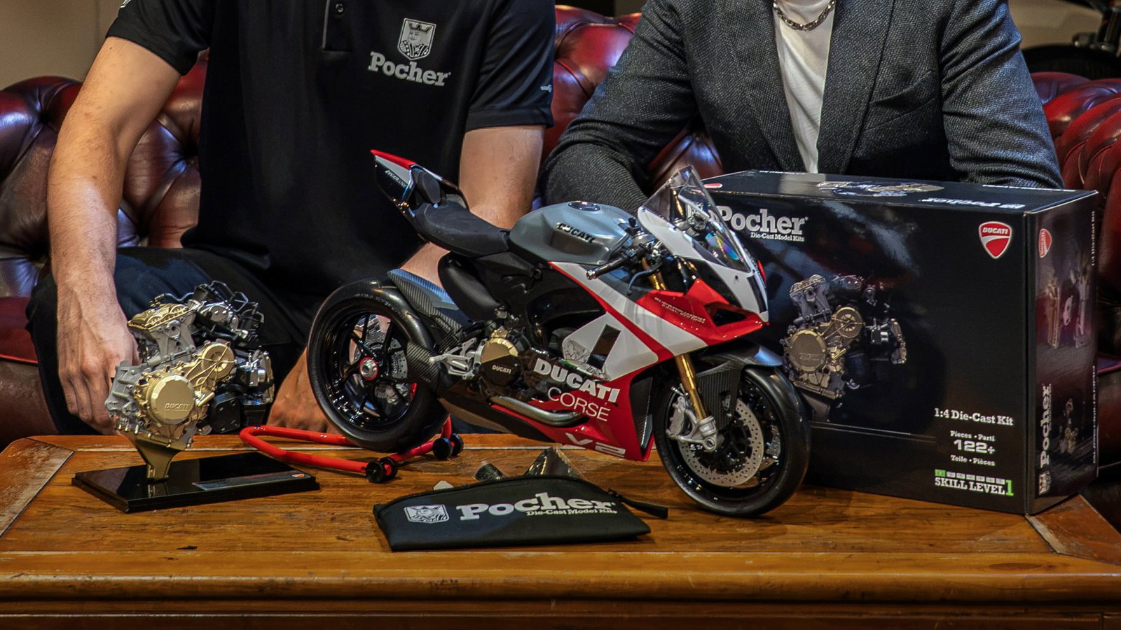 Pocher brings the Ducati Panigale V2 Final Edition to 1:4 scale