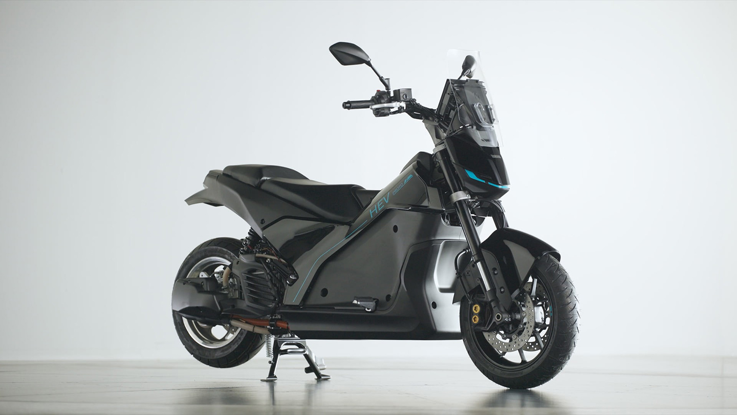 Yamaha Proto HEV studio right 3/4 view