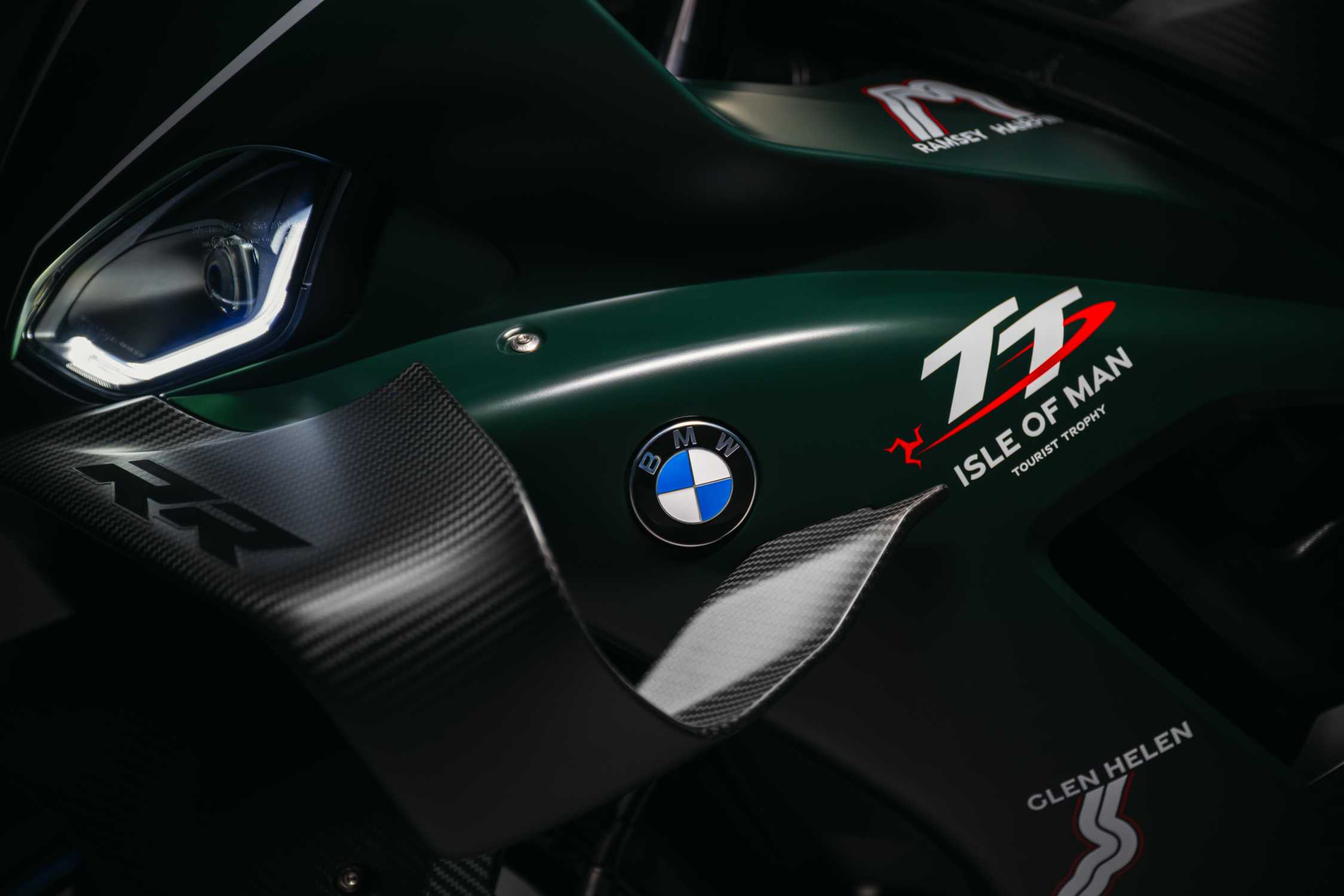 BMW M1000RR