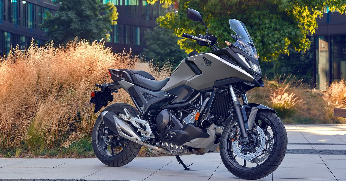 Honda NC750X DCT returns for 2027 in a new color