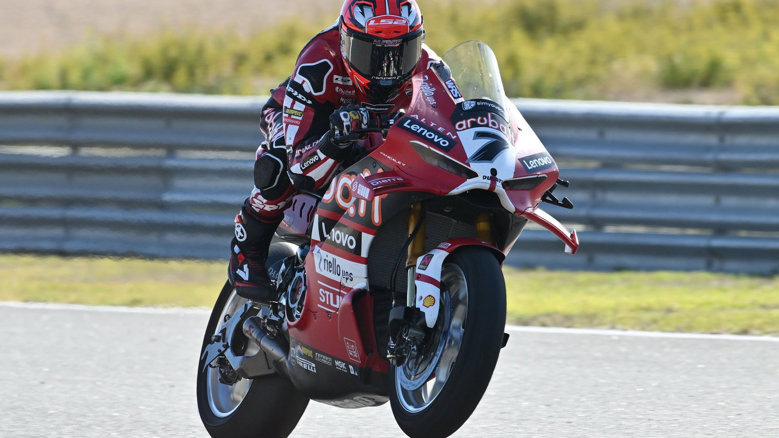 Lecuona leads Bulega in the Estoril WorldSBK warm-up