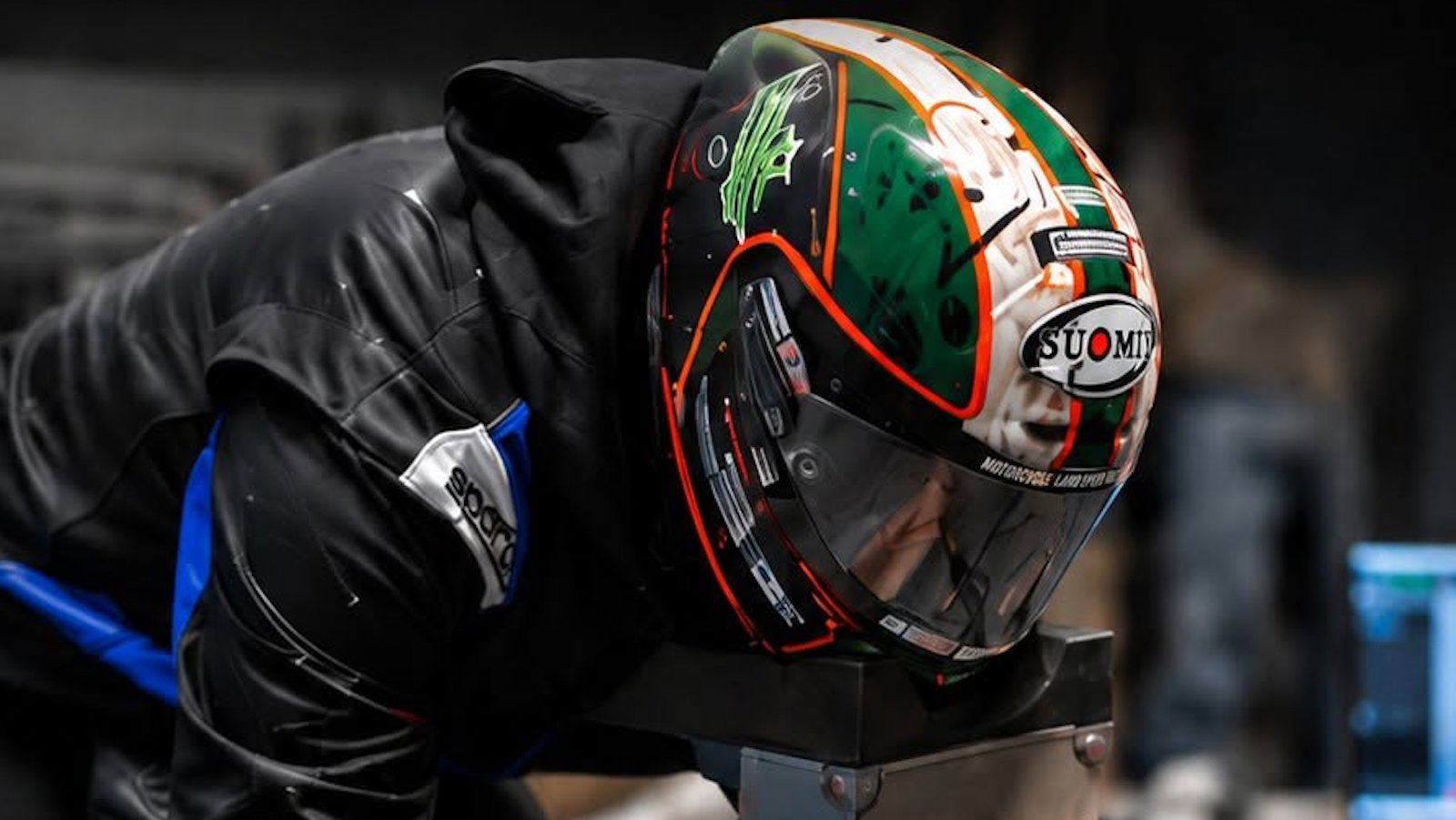 Ο Peter Hickman βάζει το GreyhoundLSR σε τροχιά για τα 400 mph