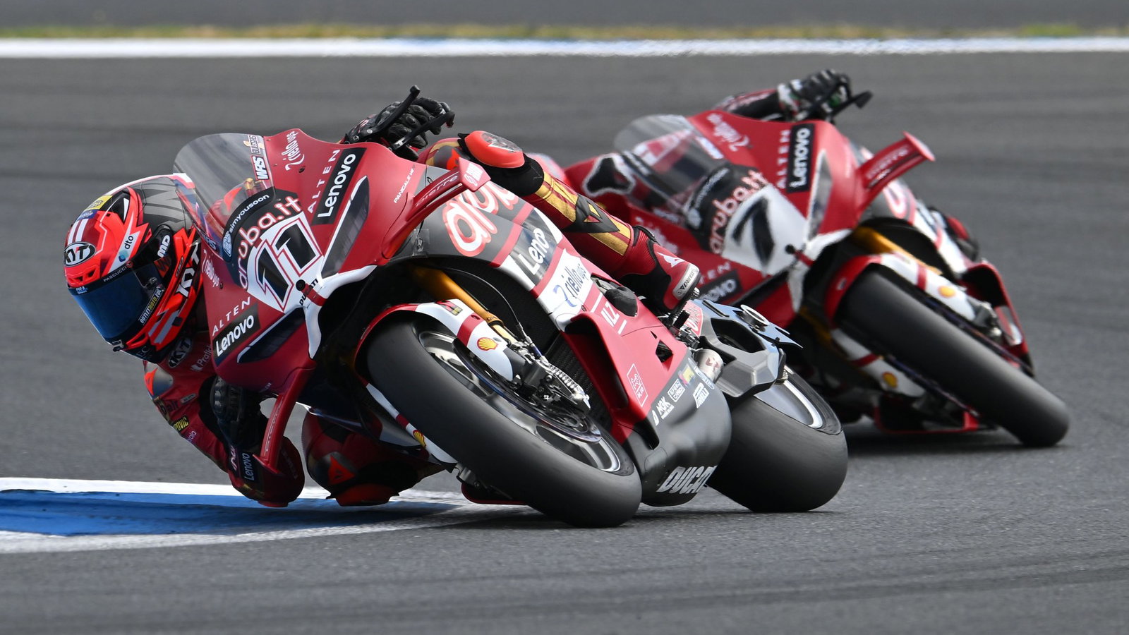 WorldSBK Jerez: Το τελευταίο κεφάλαιο του Bulega και η μάχη της τρίτης θέσης
