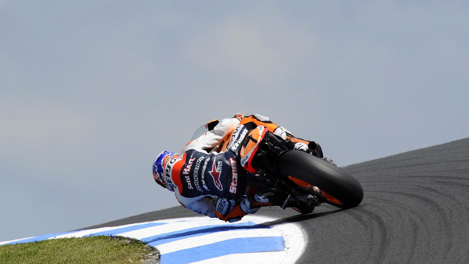 Stoner is fighting to bring Phillip Island back to MotoGP