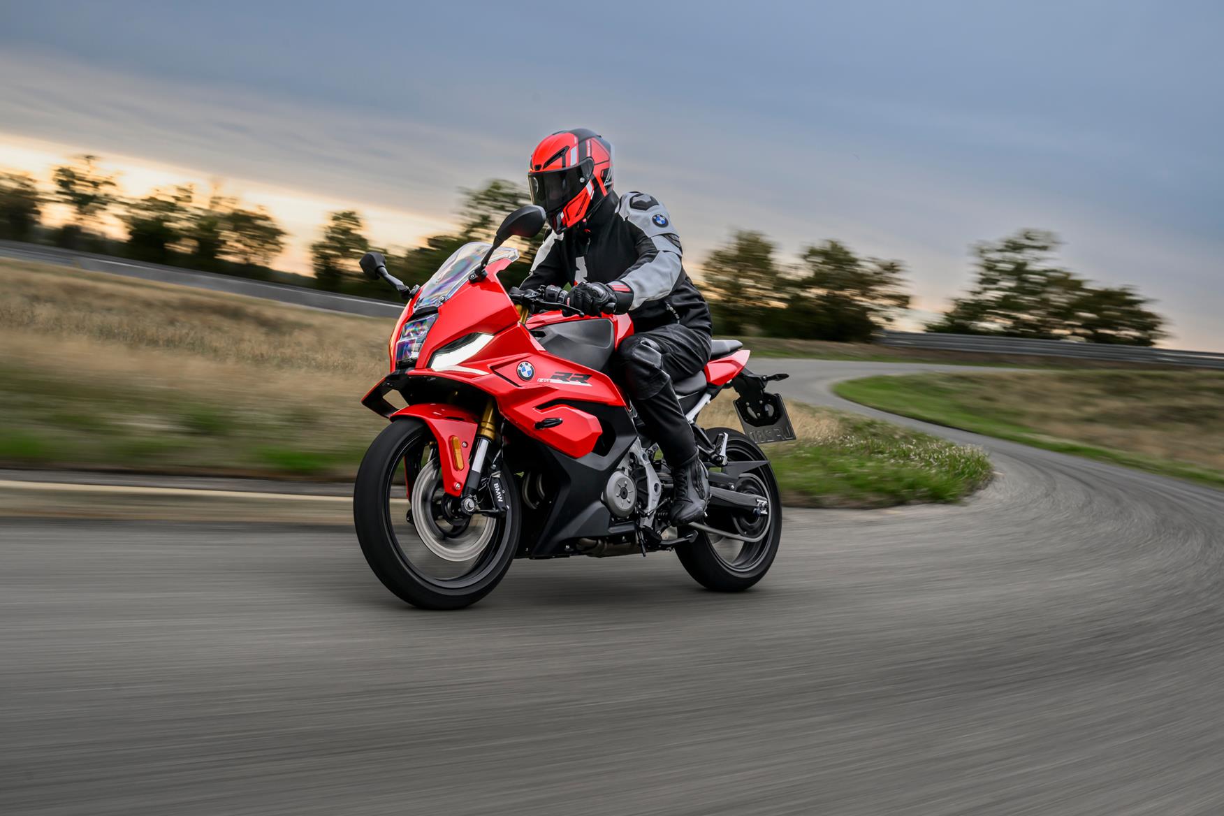 BMW F 450 RR completes the 450 range with four UK specifications