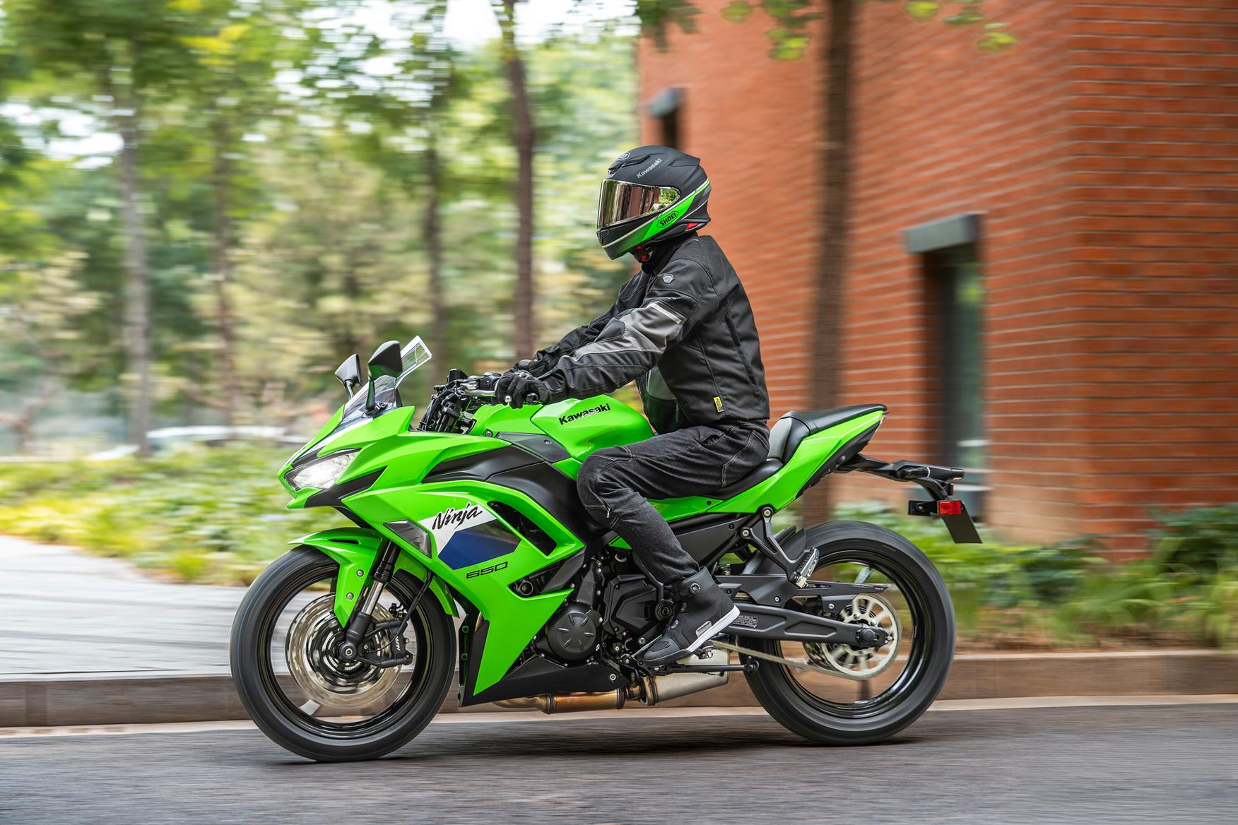 2027 Kawasaki Ninja 650 gets new forks, brakes and TFT