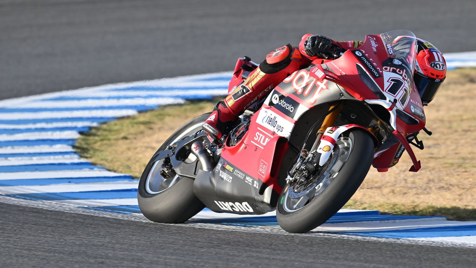 WorldSBK Jerez: Bulega takes pole before his MotoGP move